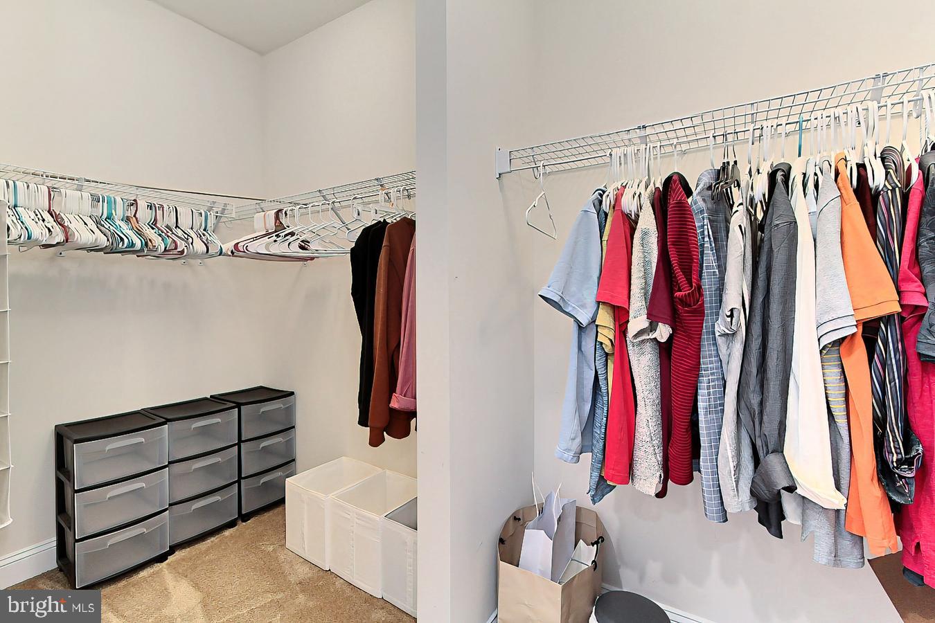 22888 Eileen Square Sterling, VA 20166 - Photo 22 of 35