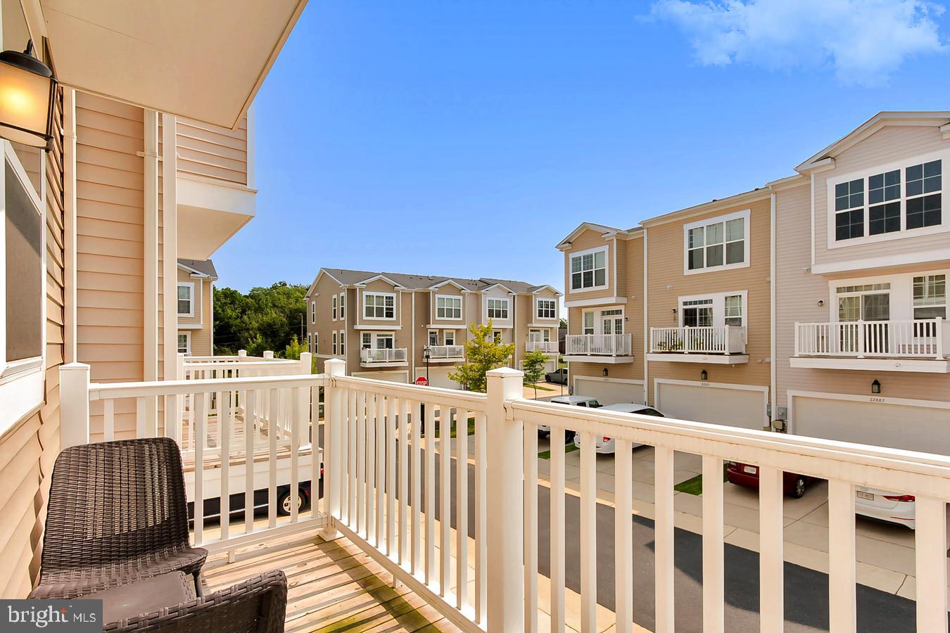 22888 Eileen Square Sterling, VA 20166 - Photo 33 of 35