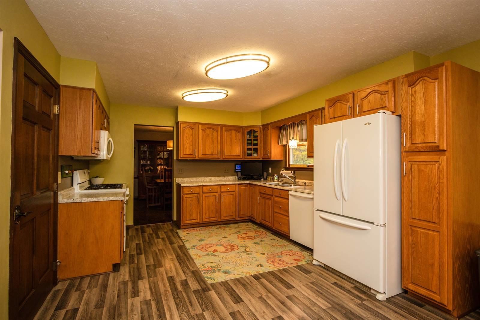 2006 West Mile Road Springfield, OH 45503 - Photo 12 of 44