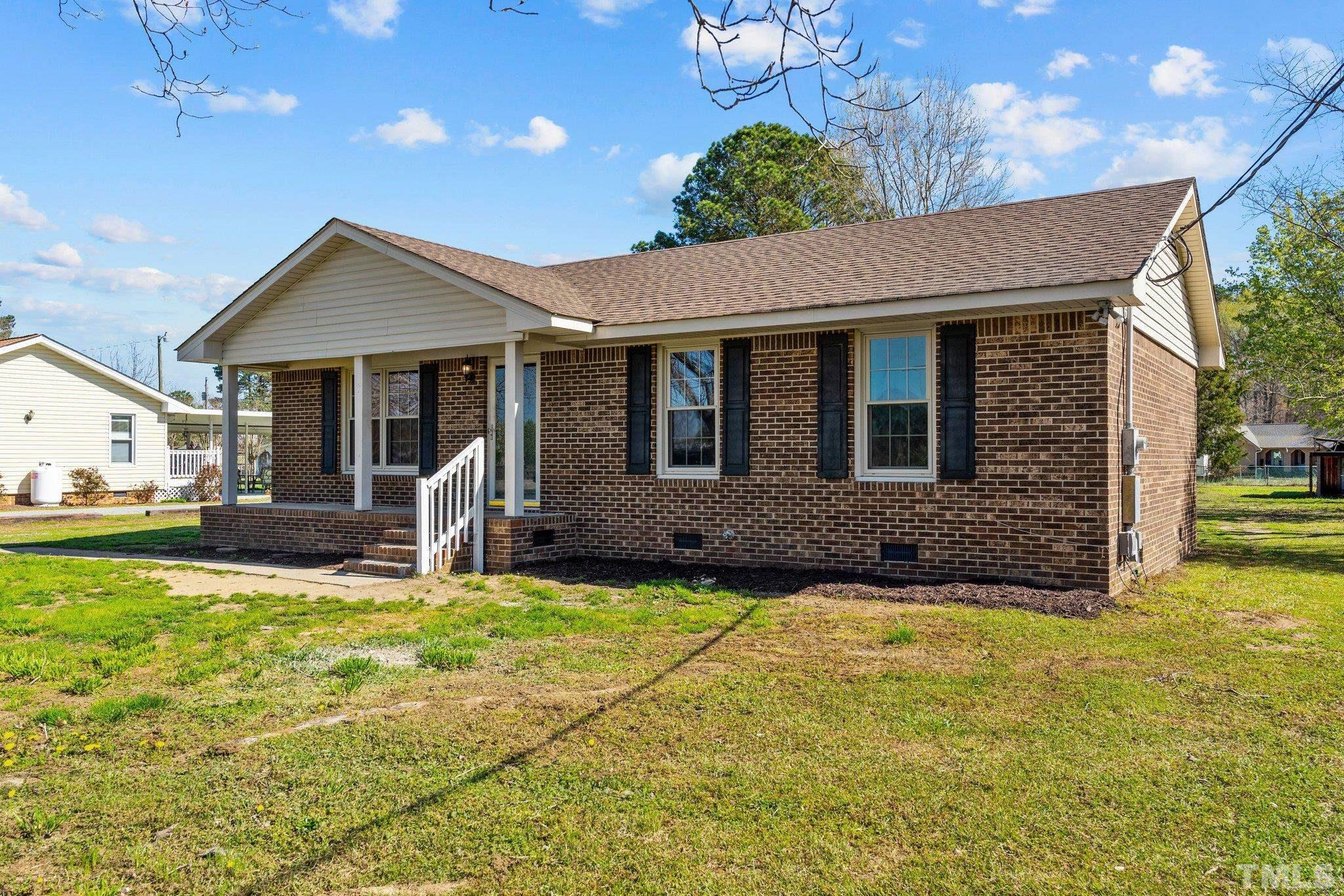 2805 Old Stage Road South Erwin, NC 28339 - Photo 3 of 35 Gallery Image 3
