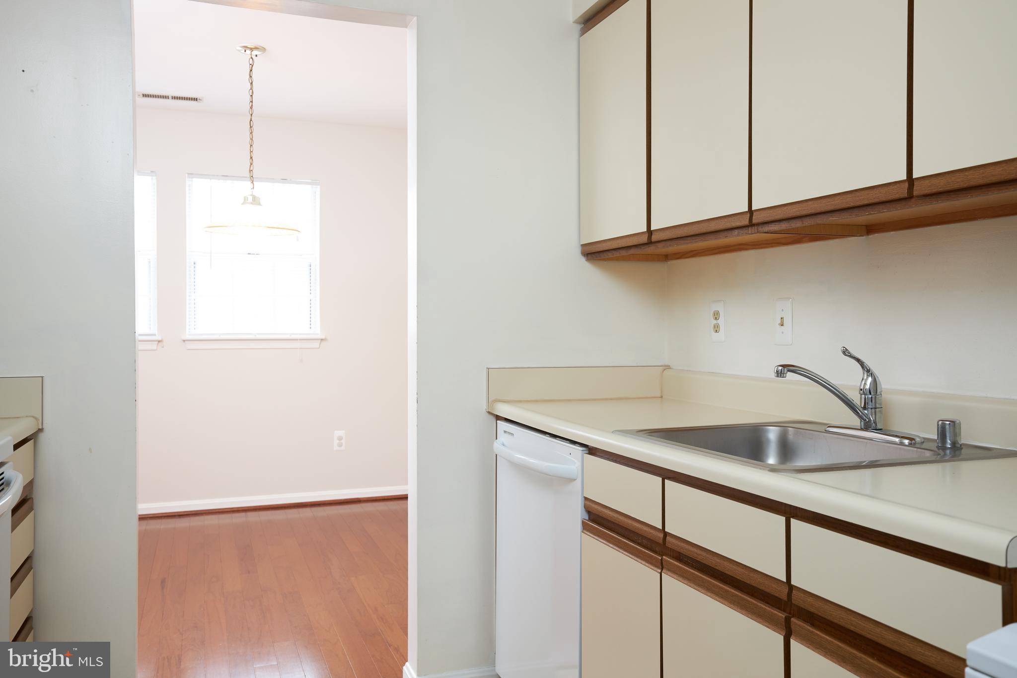 8489 Falls Run Road, Unit H Ellicott City, MD 21043 - Photo 8 of 25 Gallery Image 8