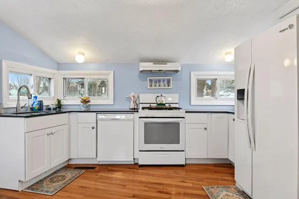 $285,900 | 5749 Grandview Boulevard, Mound, MN 55364