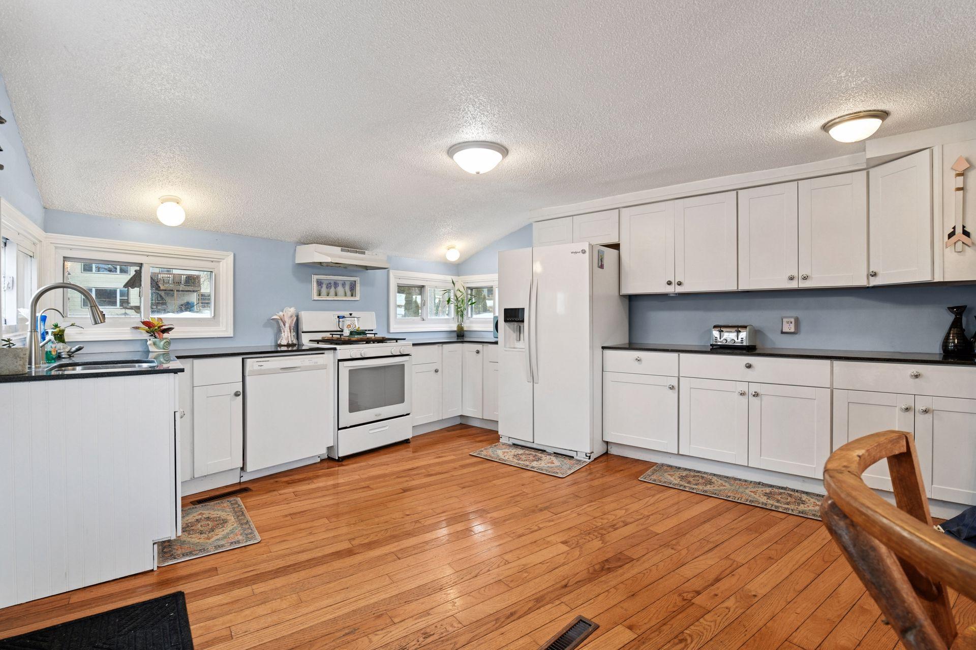 5749 Grandview Boulevard Mound, MN 55364 - Photo 17 of 38