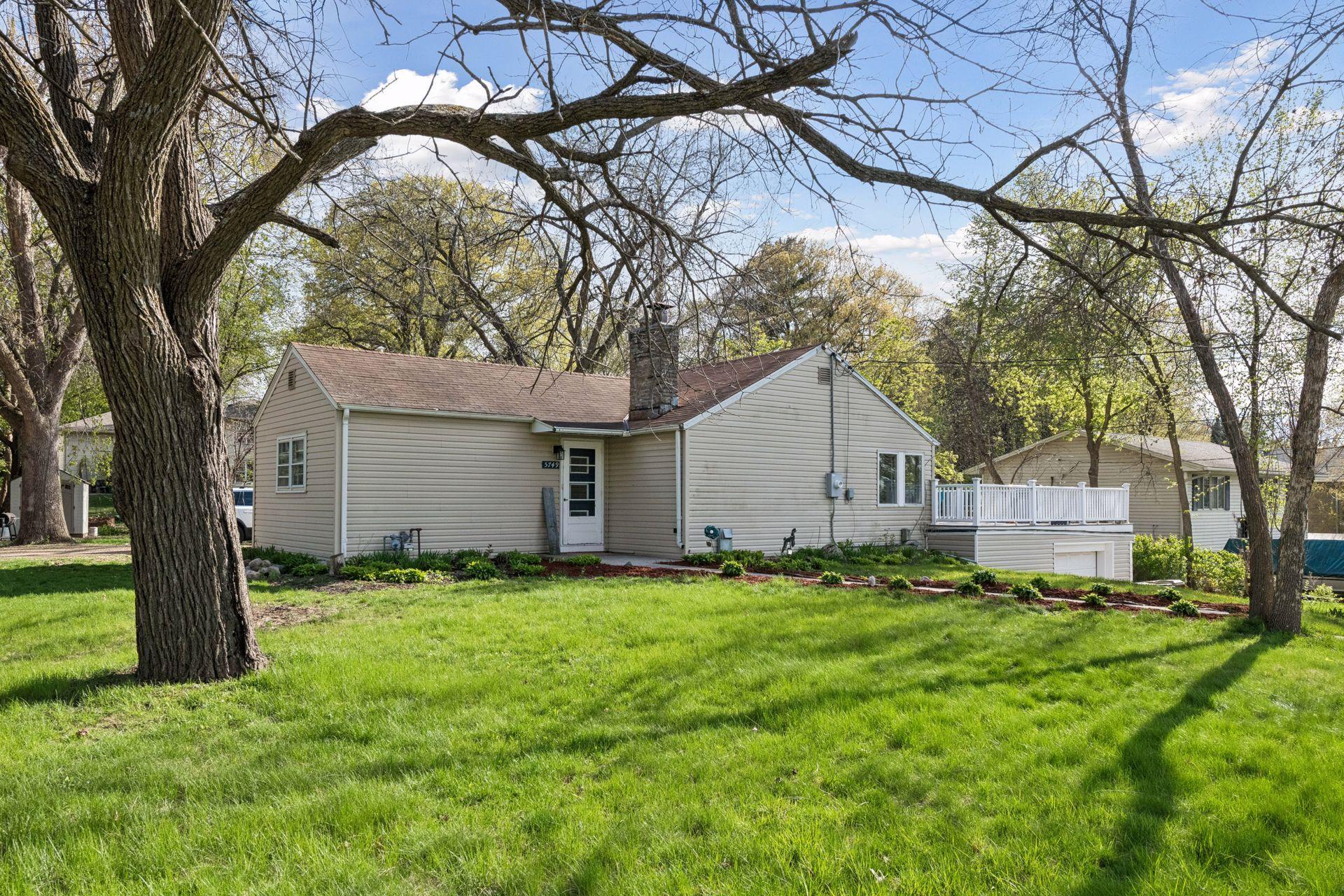 5749 Grandview Boulevard Mound, MN 55364 - Photo 3 of 38