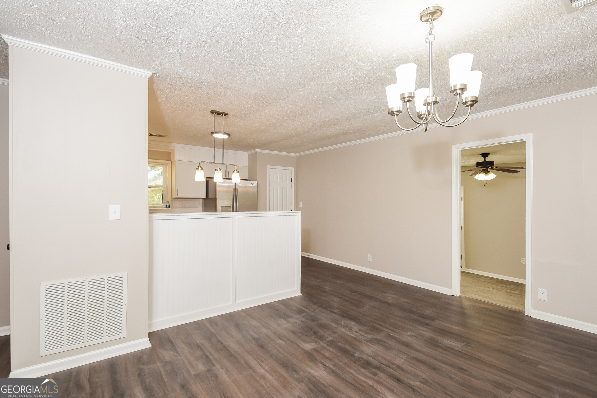 19 Sioux Road Northeast Cartersville, GA 30121 - Photo 4 of 16