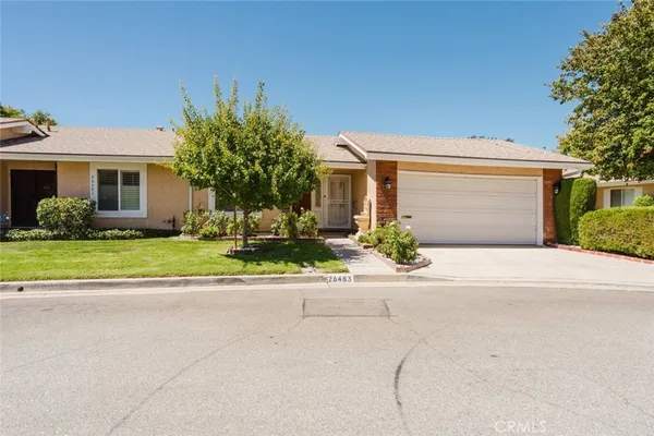 $590,000 | 26483 Fairway Circle, Newhall, CA 91321
