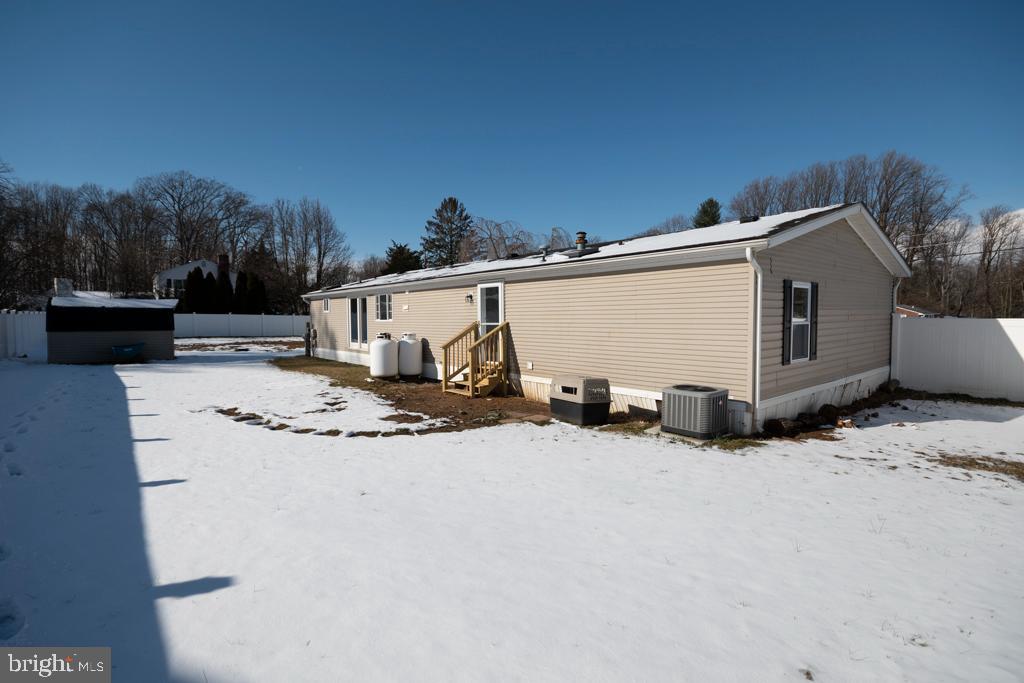 2202 Gregory Drive Forest Hill, MD 21050 - Photo 21 of 25 Beautiful fenced yard
