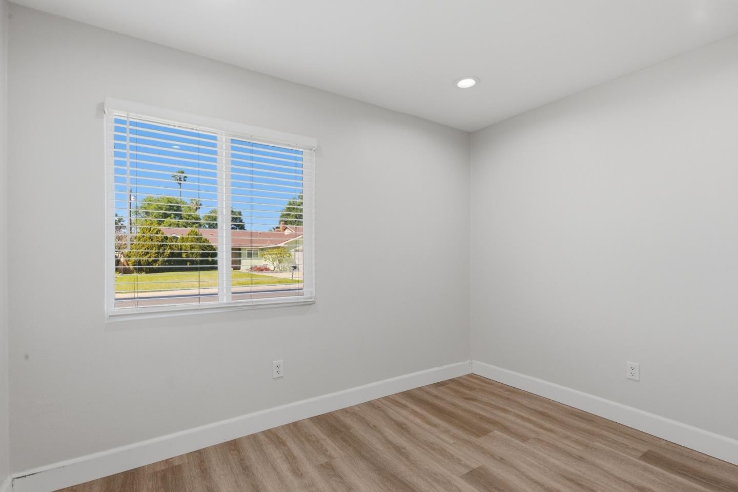 10788 Mercer Avenue Riverside, CA 92505 - Photo 16 of 18