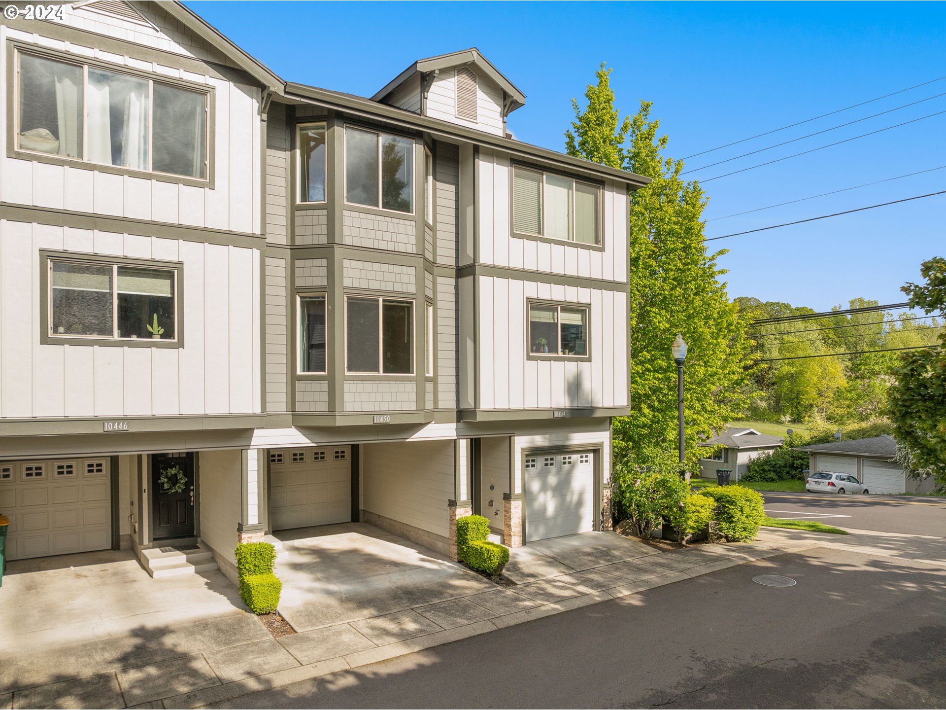 10450 Southwest Akilean Terrace, Unit 45 Portland, OR 97223 - Photo 2 of 37 Exterior