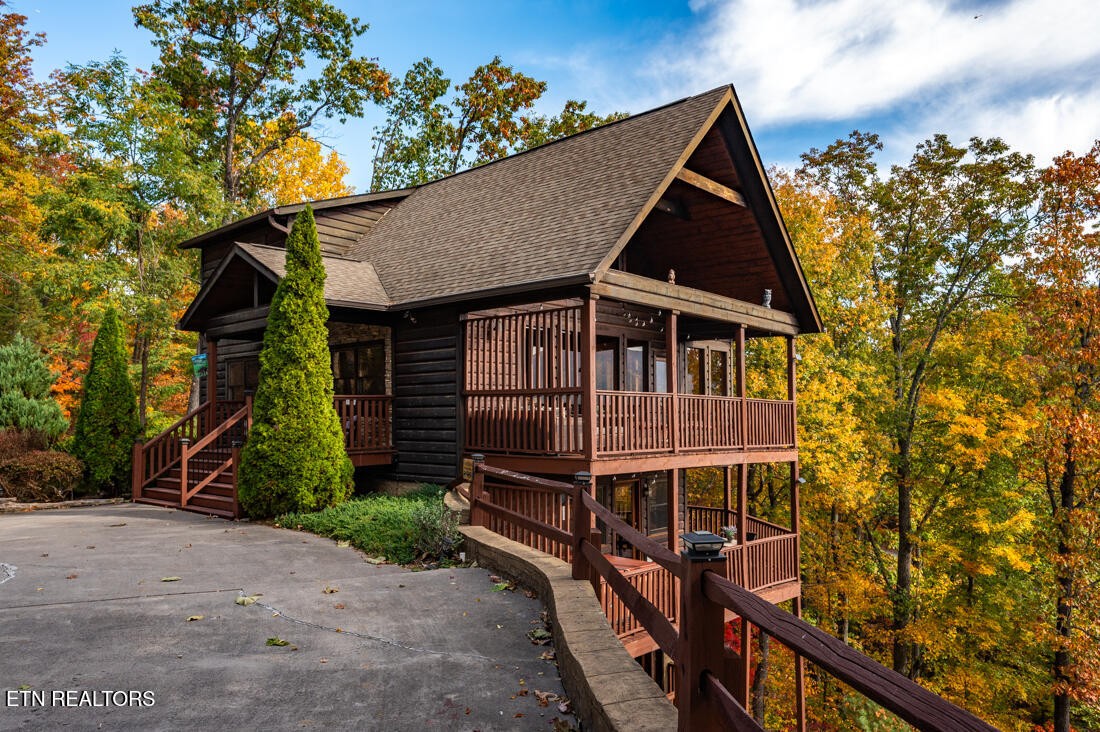 3825 Millers Ridge Way Sevierville, TN 37862 - Photo 7 of 60 Gallery Image 7