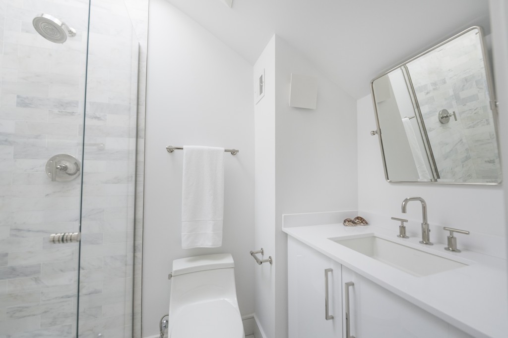 10 Gloucester Street, Unit PH Boston, MA 02115 - Photo 14 of 19