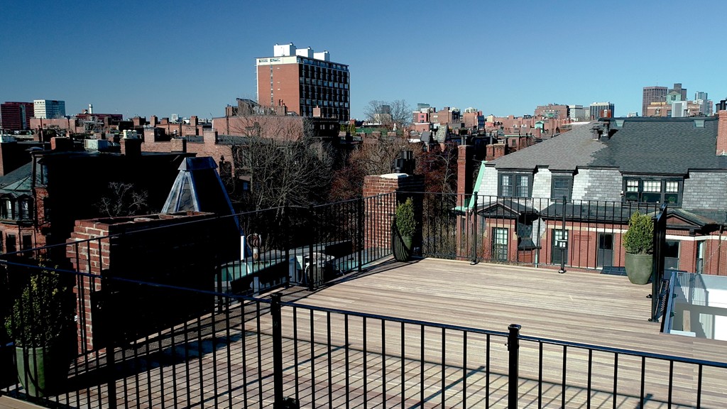 10 Gloucester Street, Unit PH Boston, MA 02115 - Photo 18 of 19