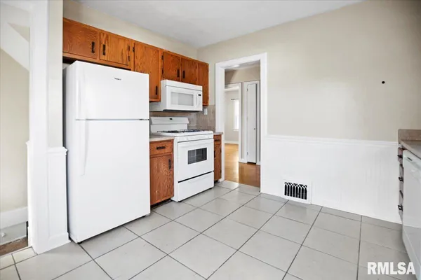 $119,900 | 932 North 2nd Street, Springfield, IL 62702