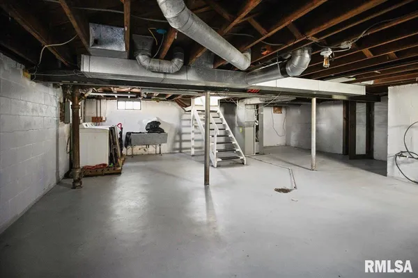 $119,900 | 932 North 2nd Street, Springfield, IL 62702