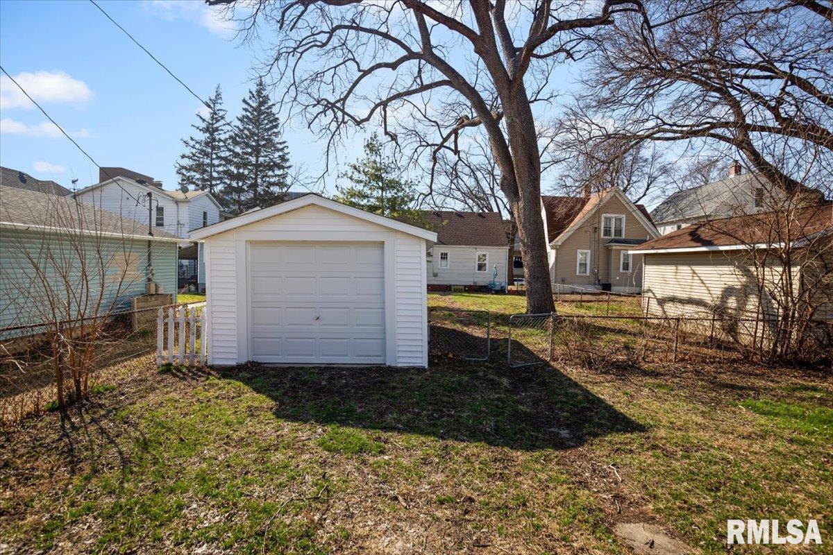 932 North 2nd Street Springfield, IL 62702 - Photo 4 of 17 Gallery Image 4