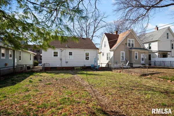 $119,900 | 932 North 2nd Street, Springfield, IL 62702