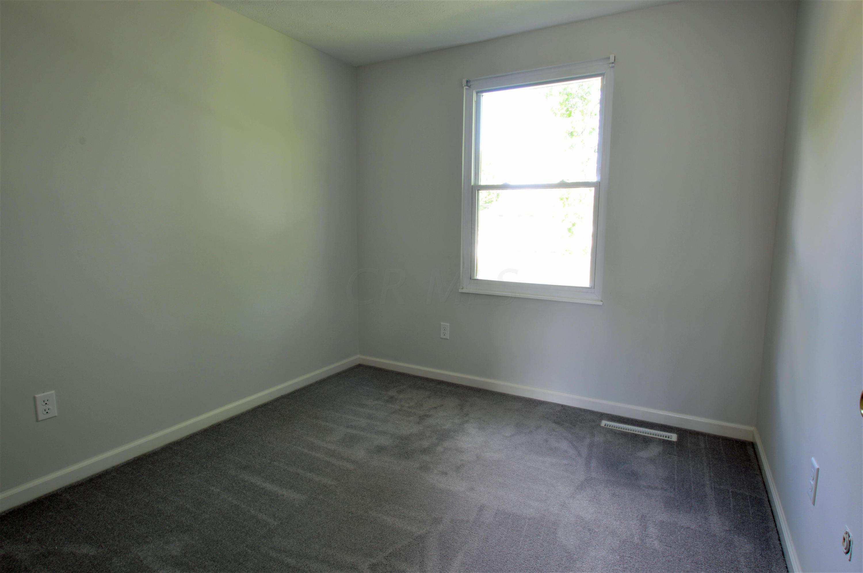5855 Cairo Road Westerville, OH 43081 - Photo 12 of 23 Gallery Image 12