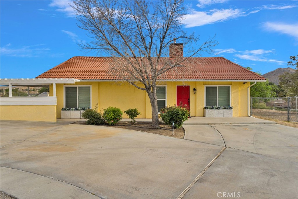 19140 Lenca Road Apple Valley, CA 92307 - Photo 3 of 52