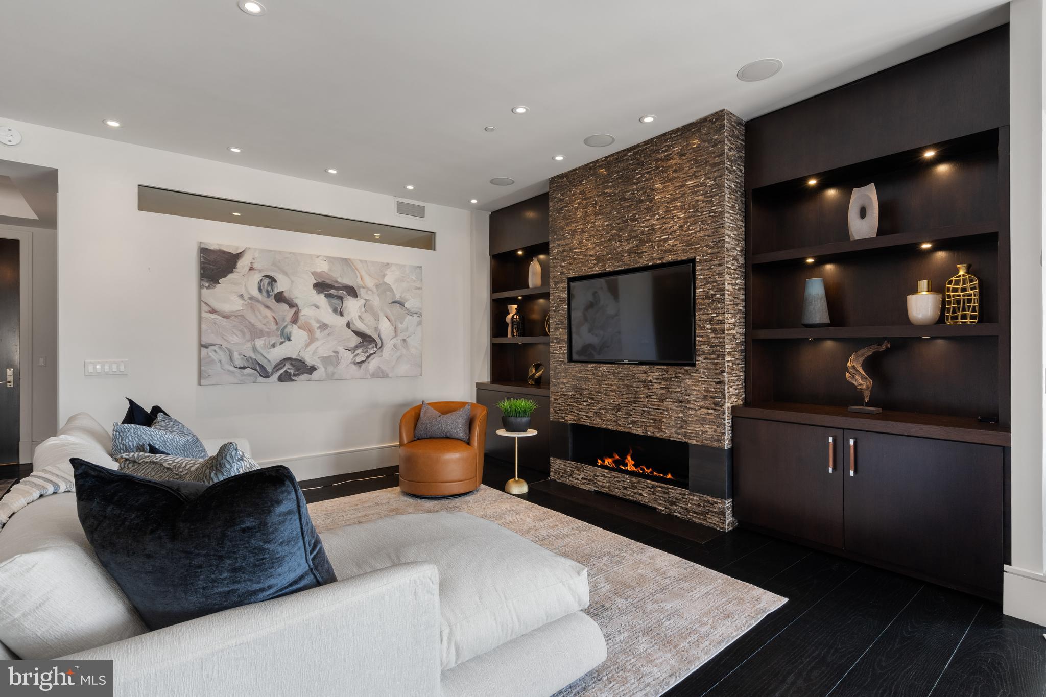 11990 Market Street, Unit 2101 Reston, VA 20190 - Photo 4 of 103 Floor to ceiling stone fireplace