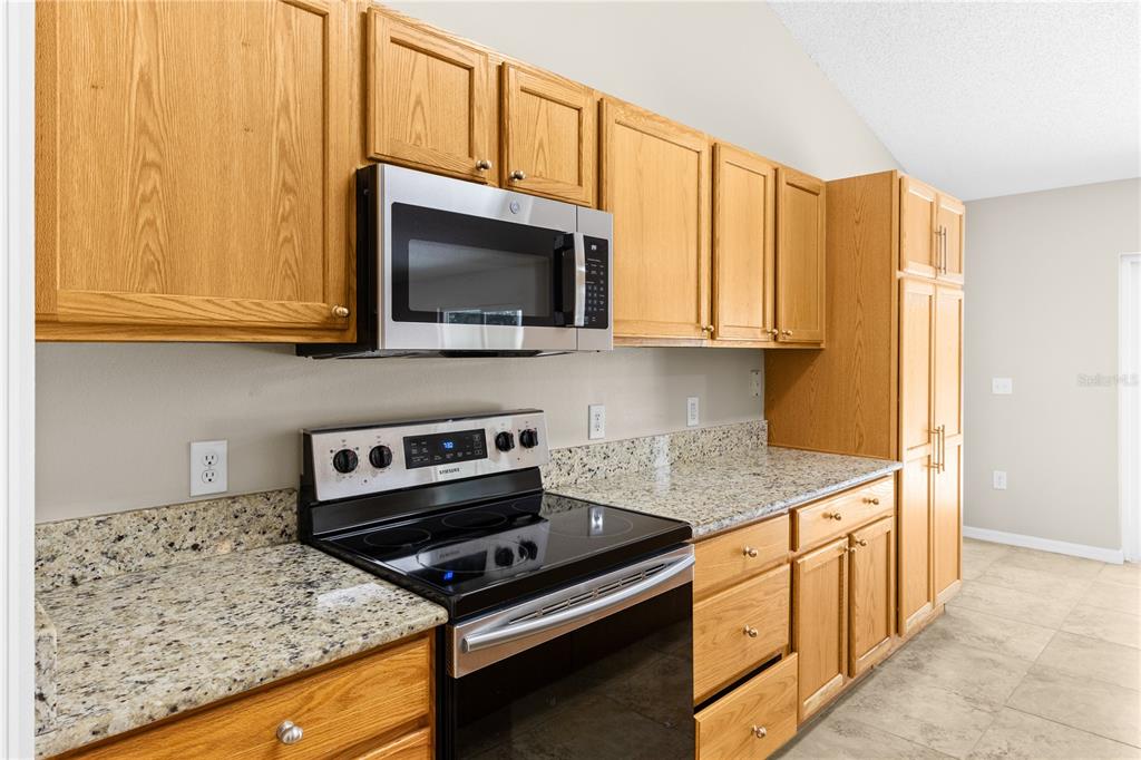 352 Clearfield Avenue Spring Hill, FL 34606 - Photo 11 of 47