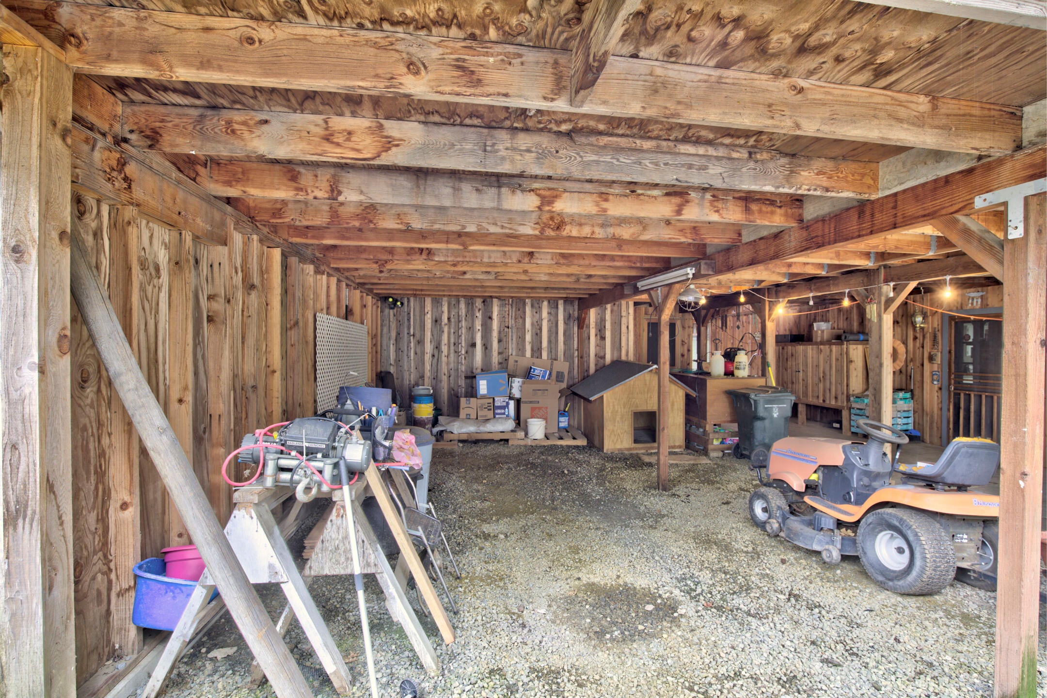 8225 North Applegate Road Grants Pass, OR 97527 - Photo 43 of 57 0R1A8364_5_6_7_8