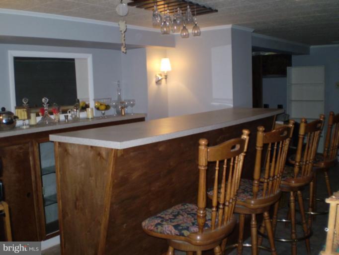 4028 Annellen Road Baltimore, MD 21215 - Photo 10 of 11 Basement bar