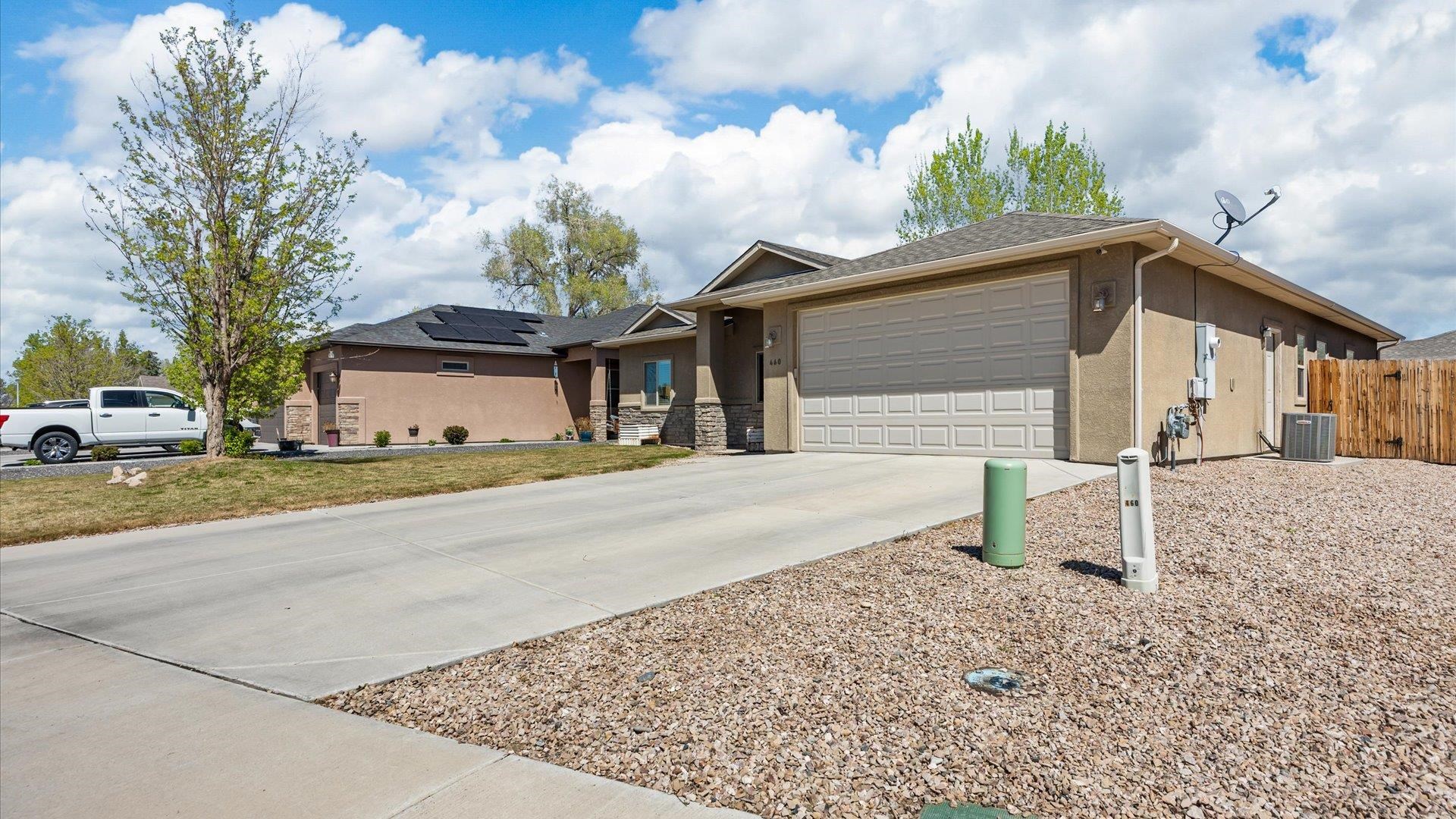 460 Hawthorne Street Fruita, CO 81521 - Photo 3 of 31
