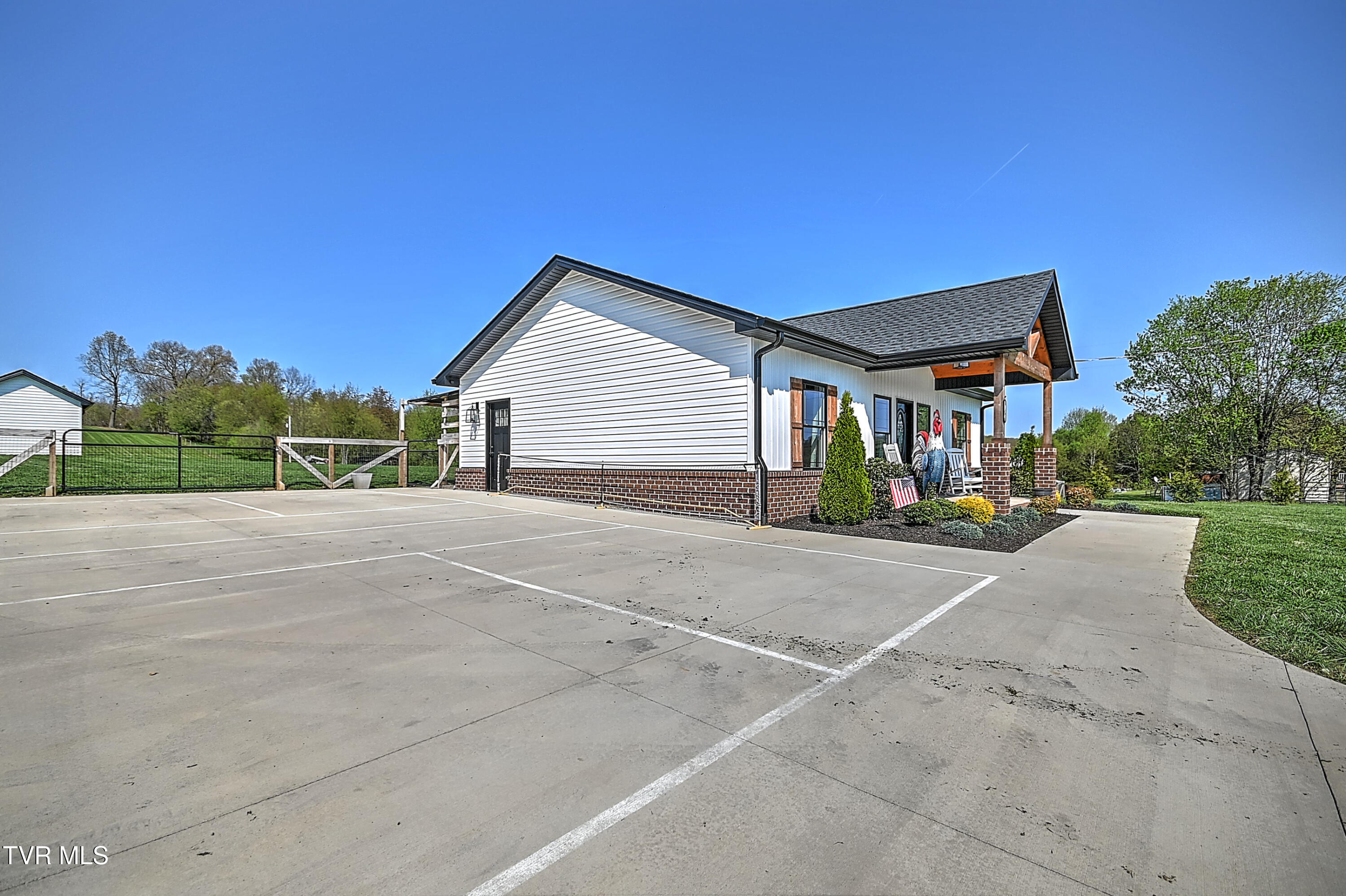 3451 Milburnton Road Limestone, TN 37681 - Photo 52 of 83 3451 Milburnton KW-11