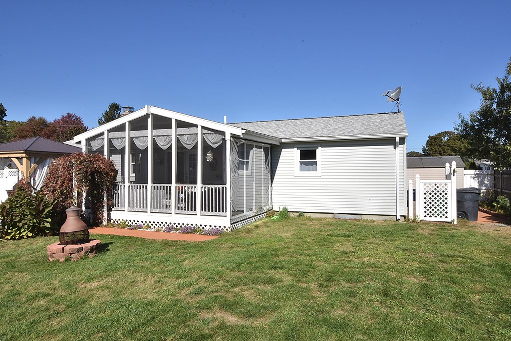 10 Walker Road Warwick, RI 02889 - Photo 25 of 28