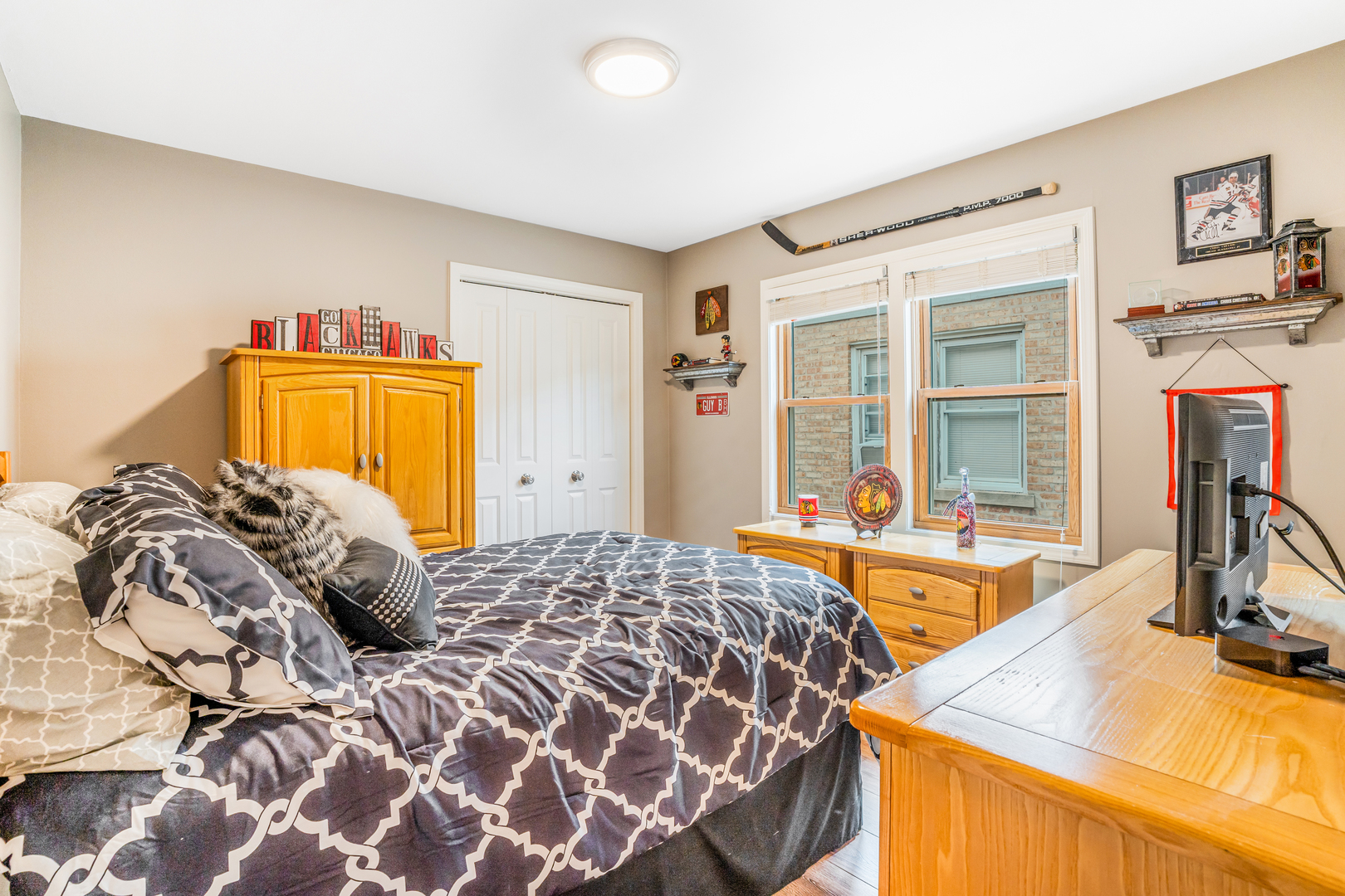 2241 South 17th Avenue North Riverside, IL 60546 - Photo 5 of 30 Gallery Image 5