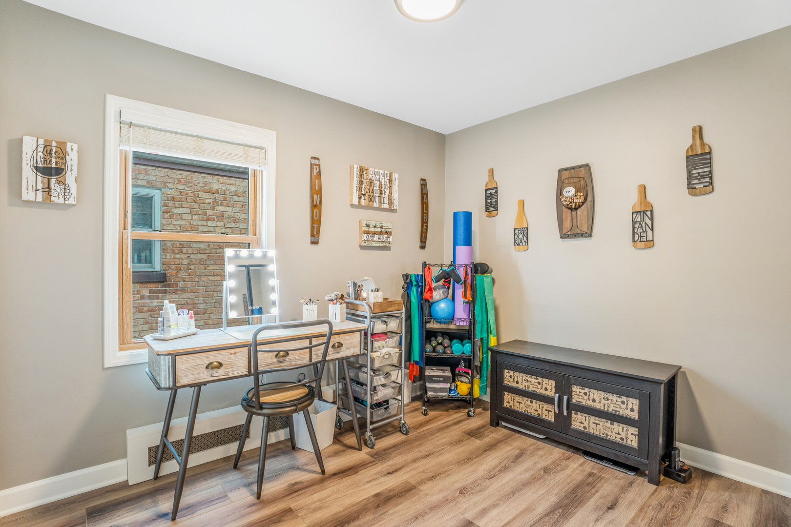 2241 South 17th Avenue North Riverside, IL 60546 - Photo 7 of 30 Gallery Image 7