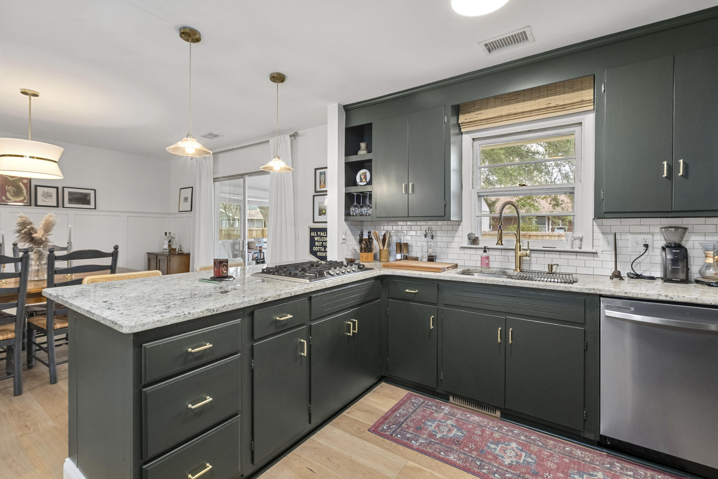 746 Longfellow Road Charleston, SC 29407 - Photo 11 of 44 Kitchen Overlooking Backyard
