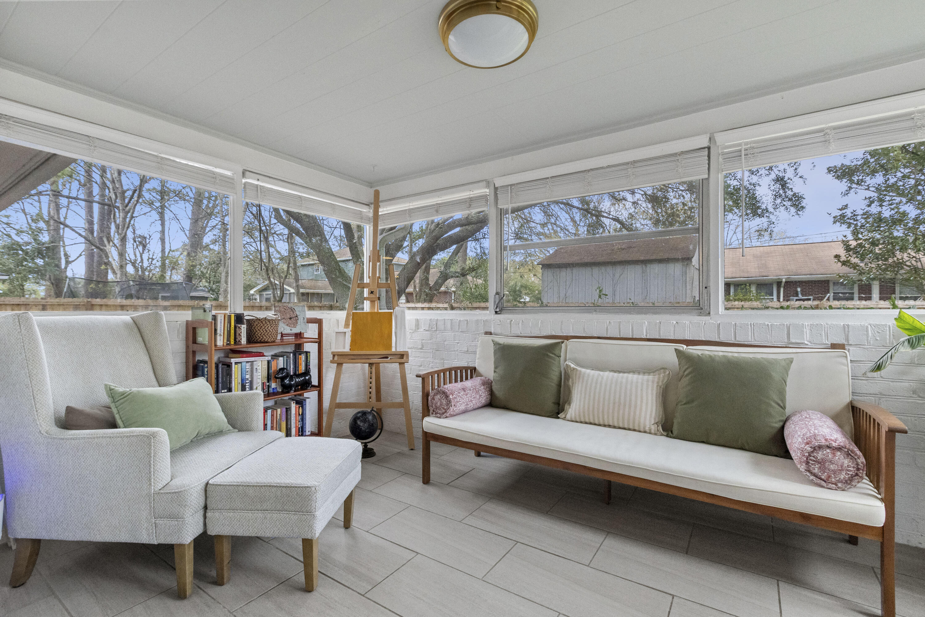 746 Longfellow Road Charleston, SC 29407 - Photo 16 of 44 Sunroom