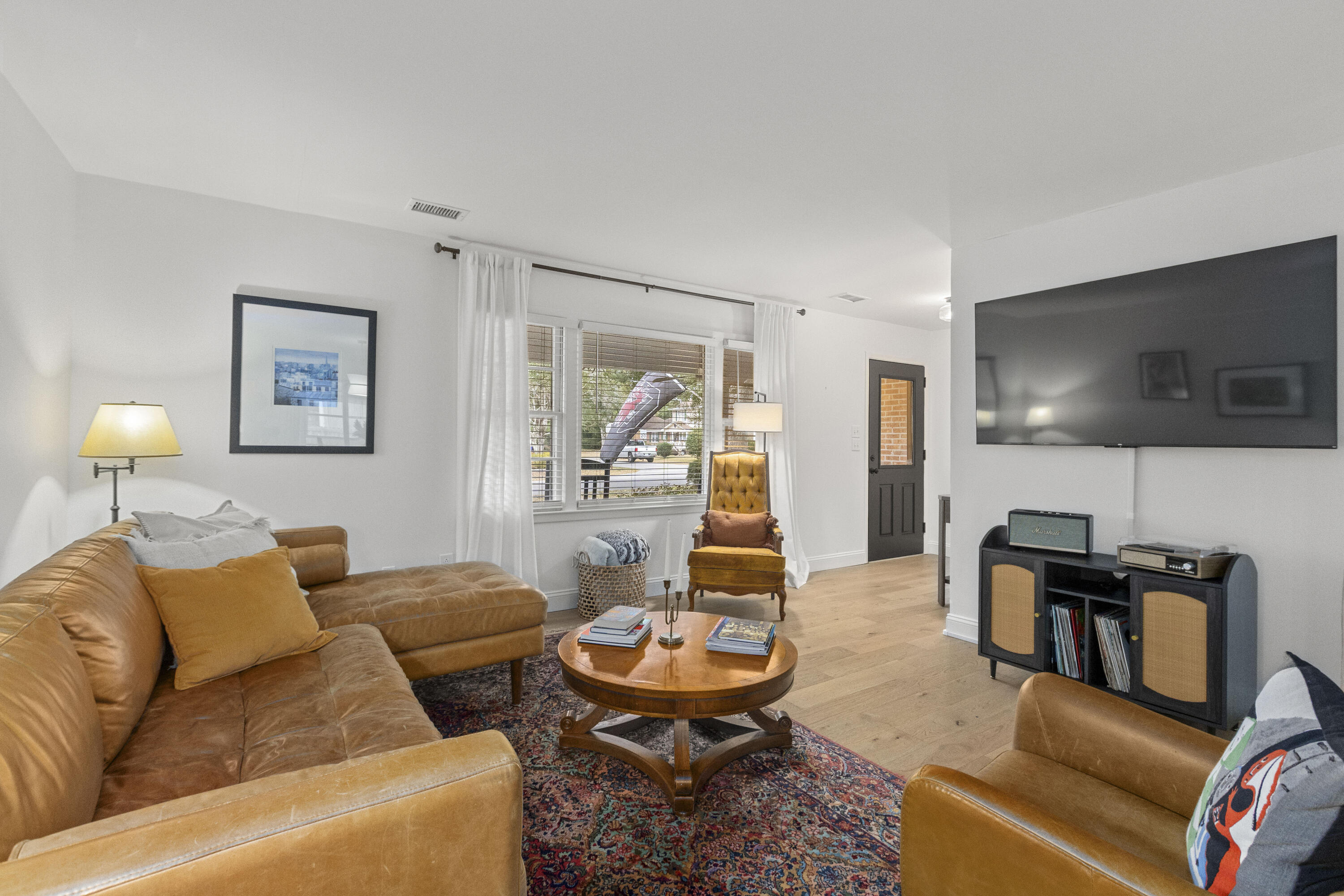 746 Longfellow Road Charleston, SC 29407 - Photo 6 of 44 Family Room & Entryway