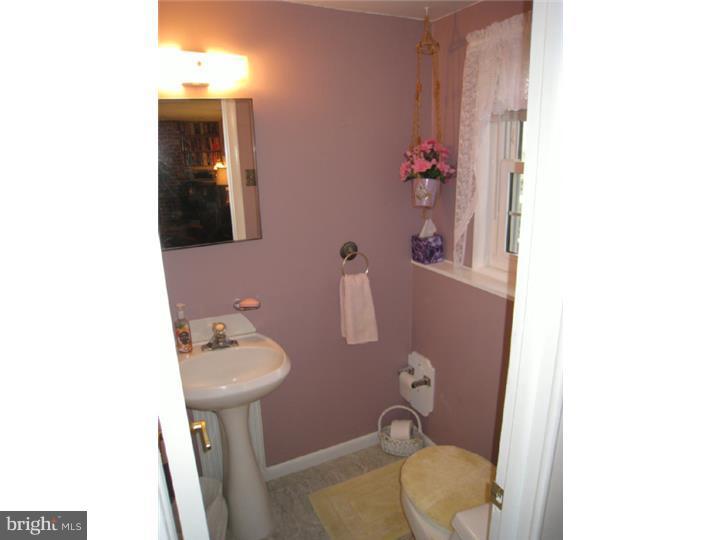152 Parkview Road Stratford, NJ 08084 - Photo 17 of 23