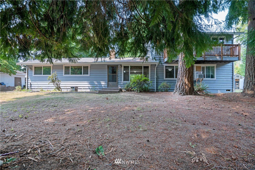 16619 192nd Avenue Southeast Renton, WA 98058 - Photo 2 of 37 front view of a house with a yard