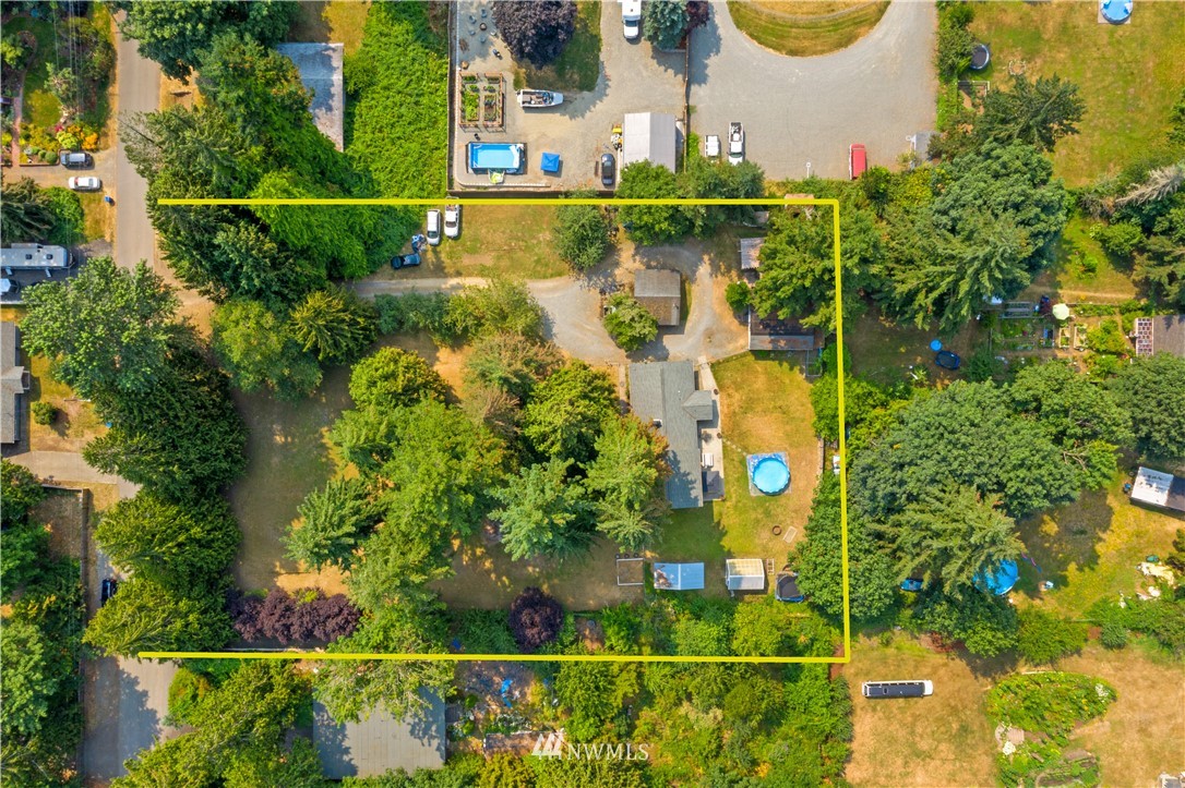 16619 192nd Avenue Southeast Renton, WA 98058 - Photo 36 of 37 a balcony with lots of green trees in the background