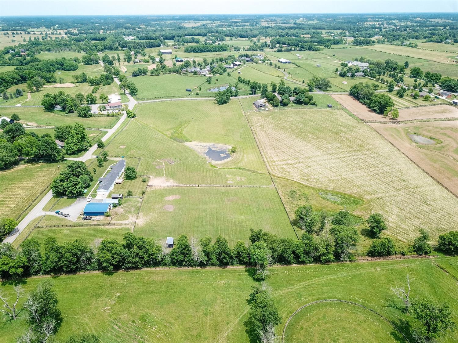 4504 Bryan Station Road Lexington, KY 40516 - Photo 16 of 59 Photo 16