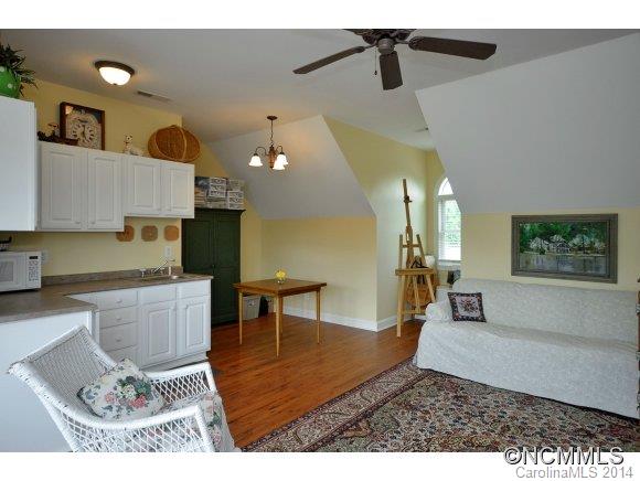 111 Pardo Road Landrum, SC 29356 - Photo 17 of 24
