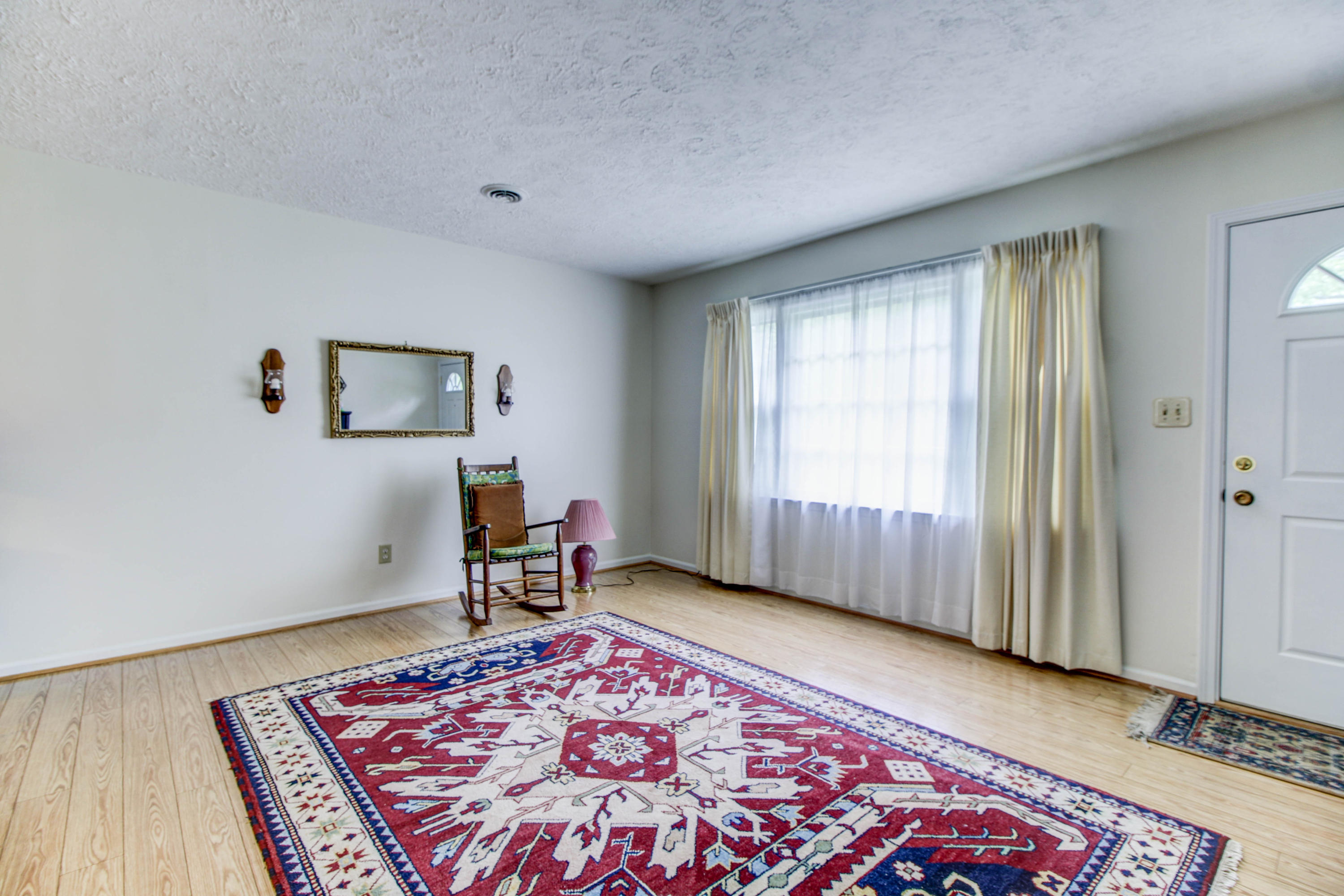 5345 Palm Valley Road Roanoke, VA 24019 - Photo 5 of 20 _MG_9912_3_4_5_6_7_8
