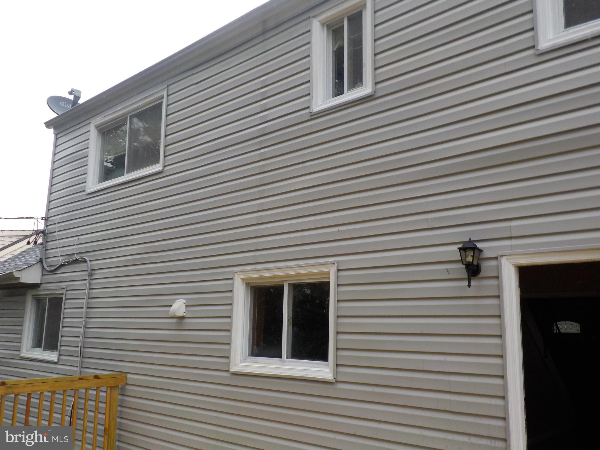 2008 Rolling Rd. Baltimore, MD 21244 - Photo 19 of 21 Exterior (Rear)