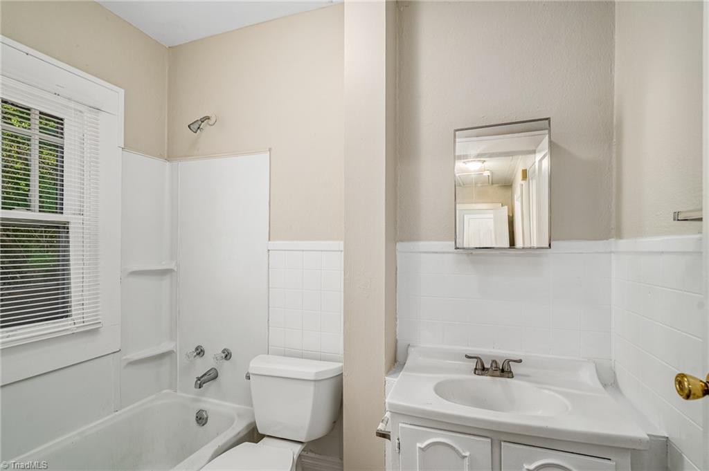 806 Worth Street High Point, NC 27260 - Photo 13 of 20 Gallery Image 13