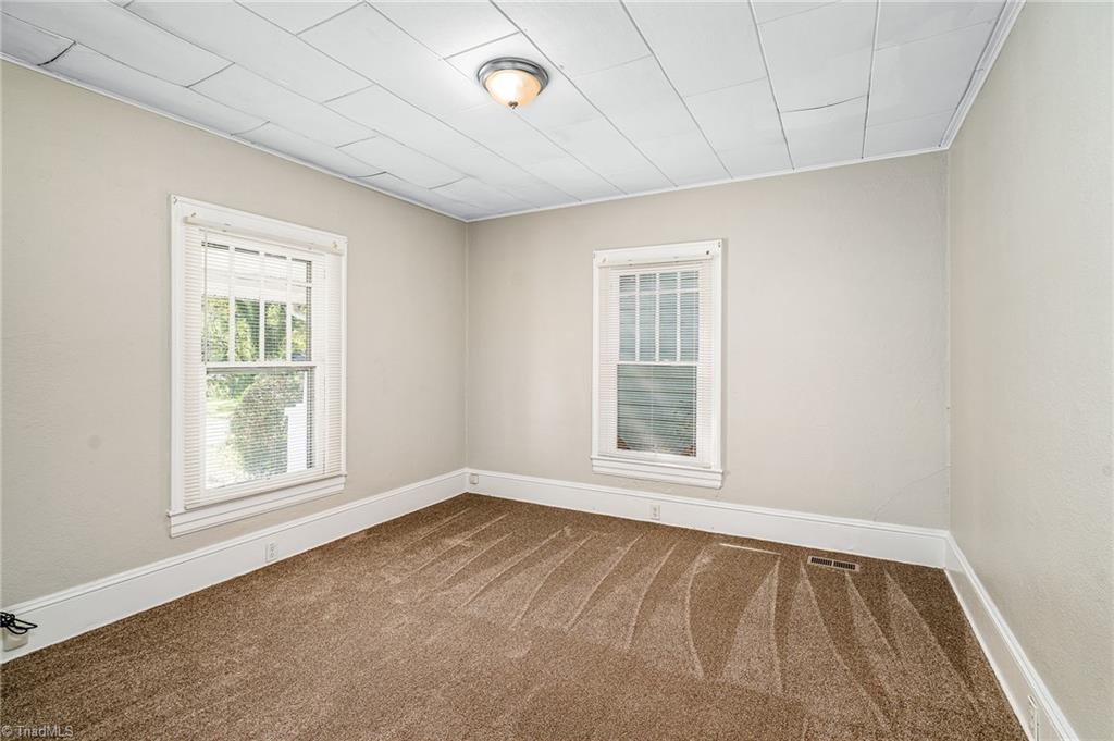 806 Worth Street High Point, NC 27260 - Photo 7 of 20 Gallery Image 7