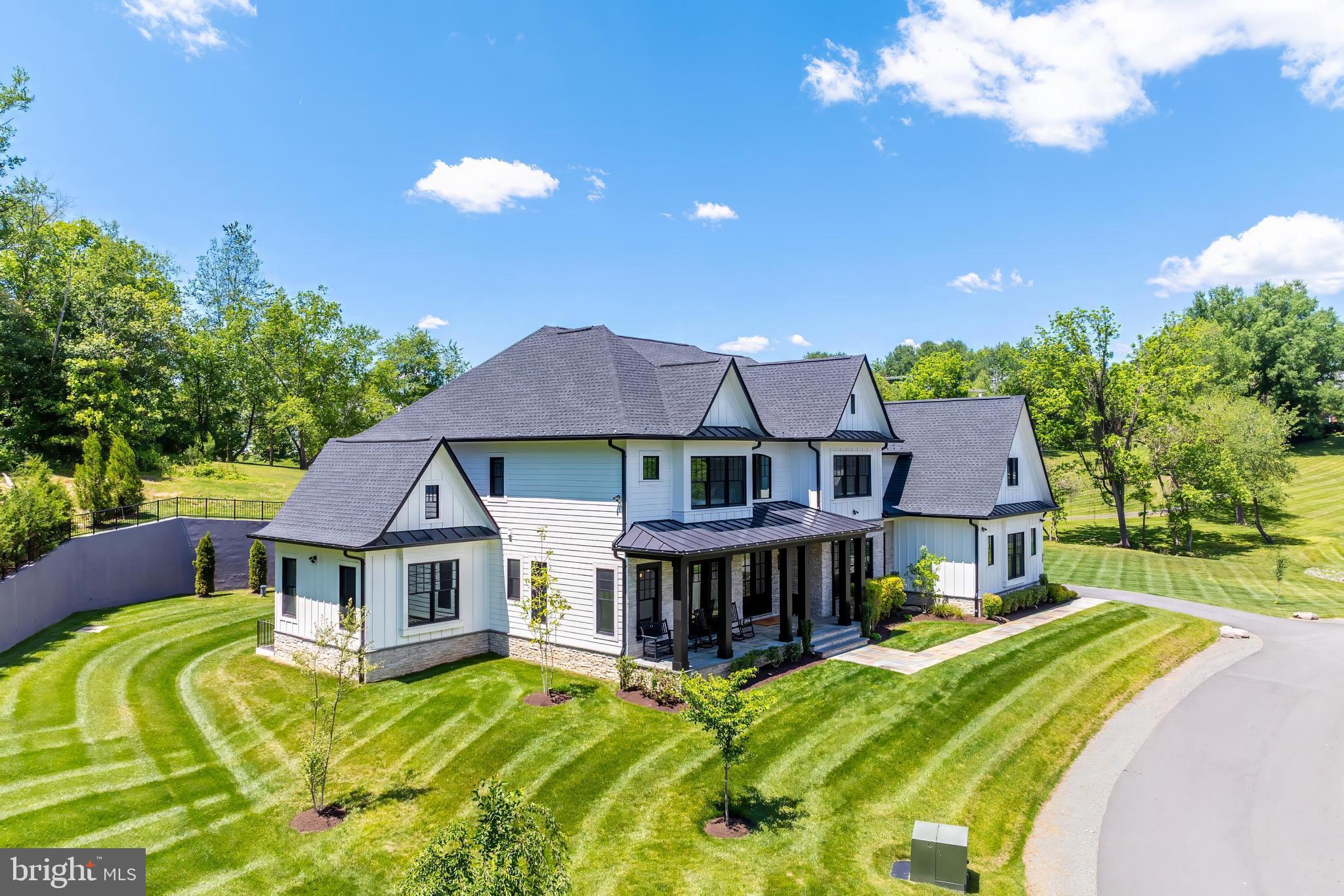 952 Walker Road Great Falls, VA 22066 - Photo 4 of 70