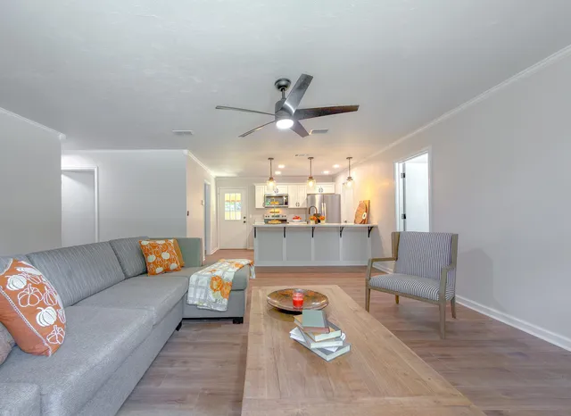 $255,000 | 703 3rd Street Northeast, Havana, FL 32333