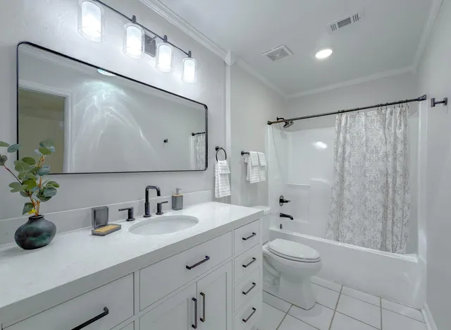 $255,000 | 703 3rd Street Northeast, Havana, FL 32333