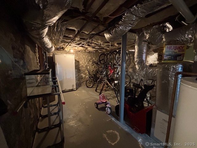 193 Wakelee Avenue Ansonia, CT 06401 - Photo 35 of 38 a view of a room with gym equipment