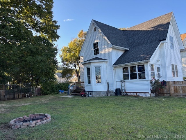 193 Wakelee Avenue Ansonia, CT 06401 - Photo 6 of 38 a front view of house with garden
