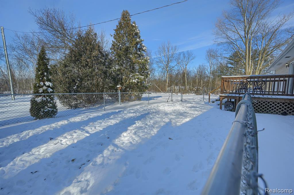 5985 Curdy Road Howell, MI 48855 - Photo 26 of 29