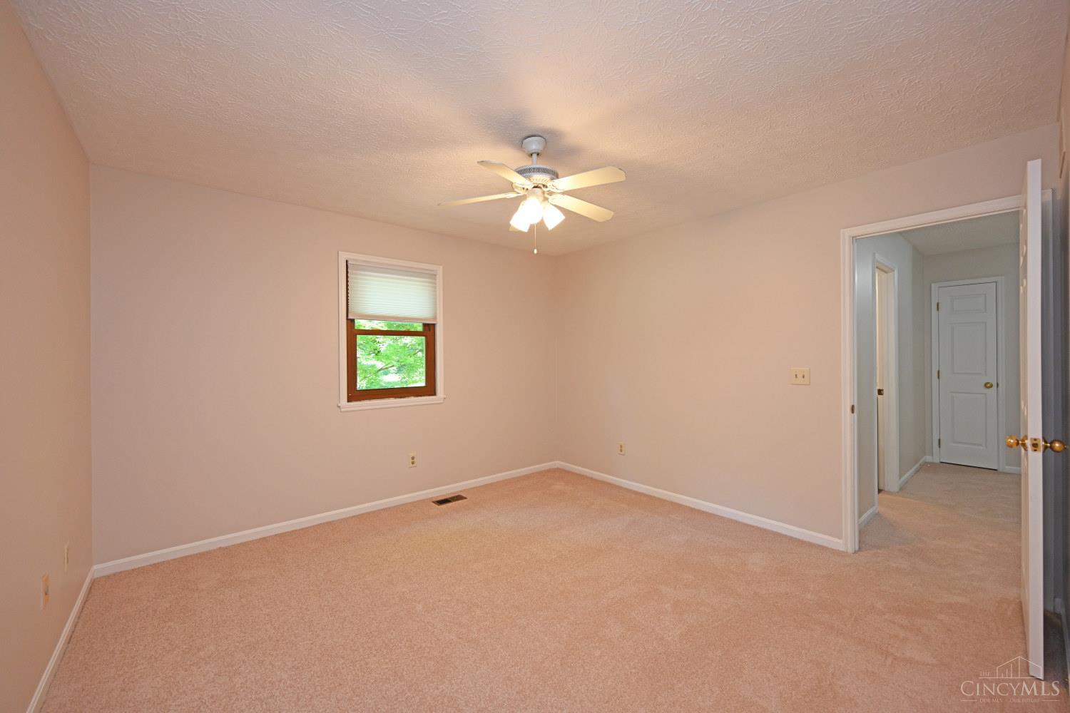 6415 Roth Ridge Drive Loveland, OH 45140 - Photo 39 of 63 Gallery Image 39